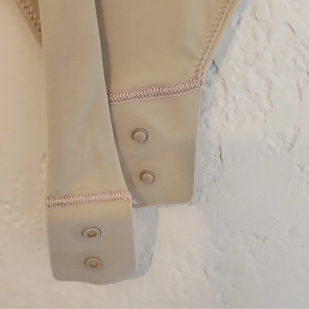 lululemon Wondermost Ultrasoft Nulu Square Neck Lg Sleeve Body suite Size SP Tan